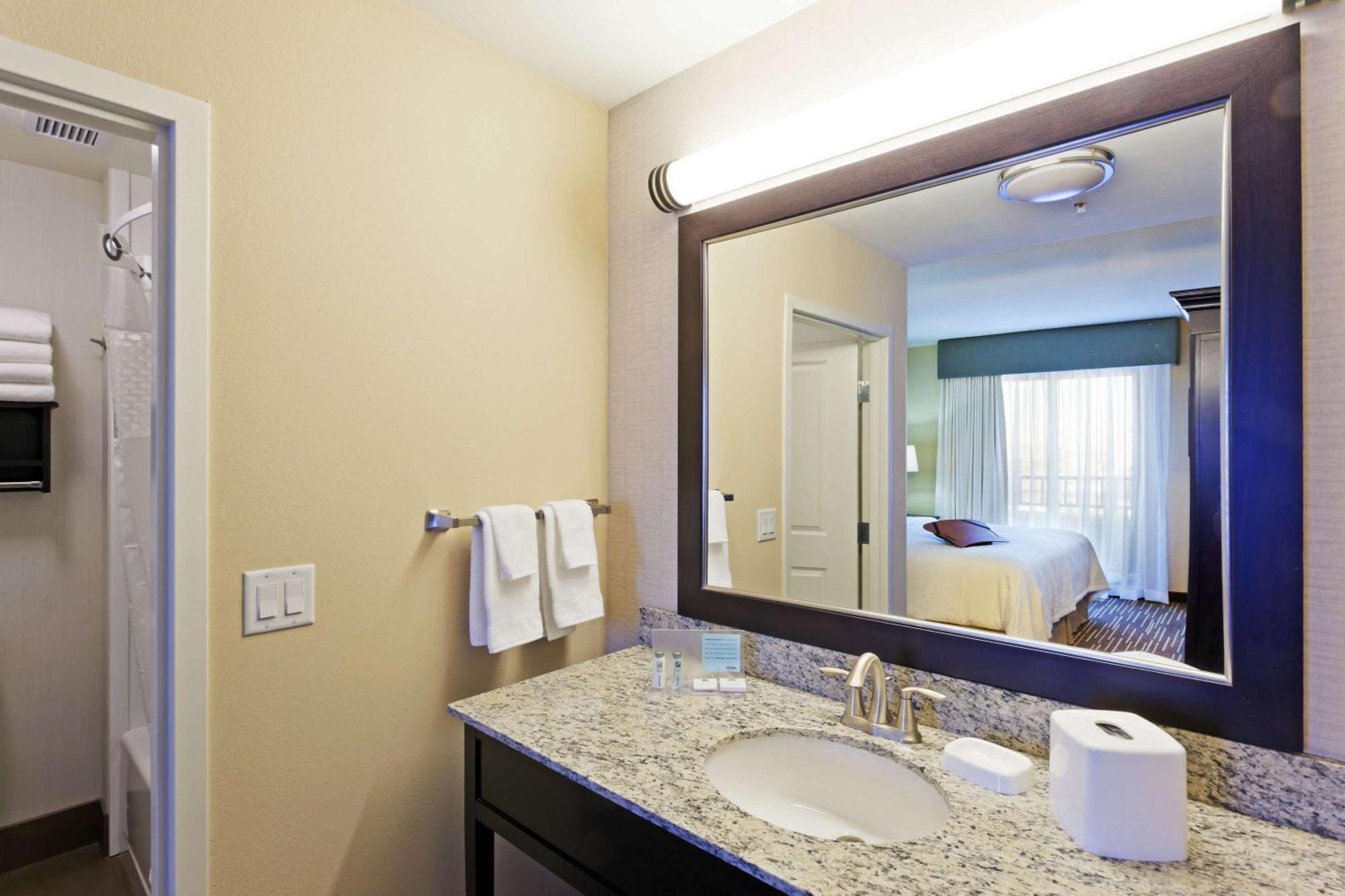 Hampton Inn & Suites Denver Airport / Gateway Park Aurora Eksteriør bilde
