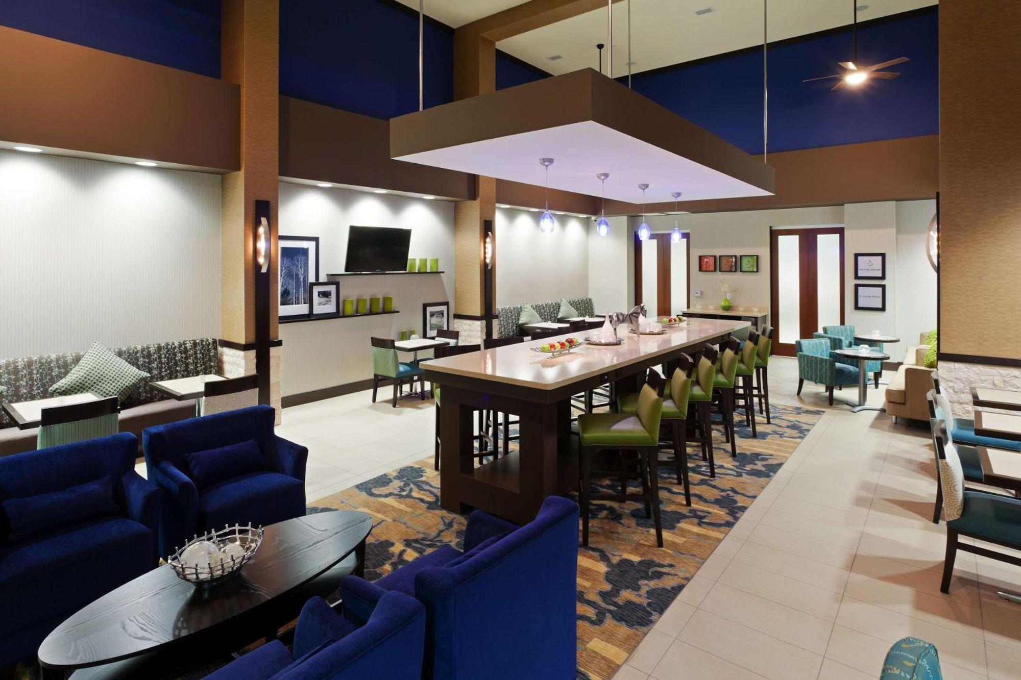 Hampton Inn & Suites Denver Airport / Gateway Park Aurora Eksteriør bilde